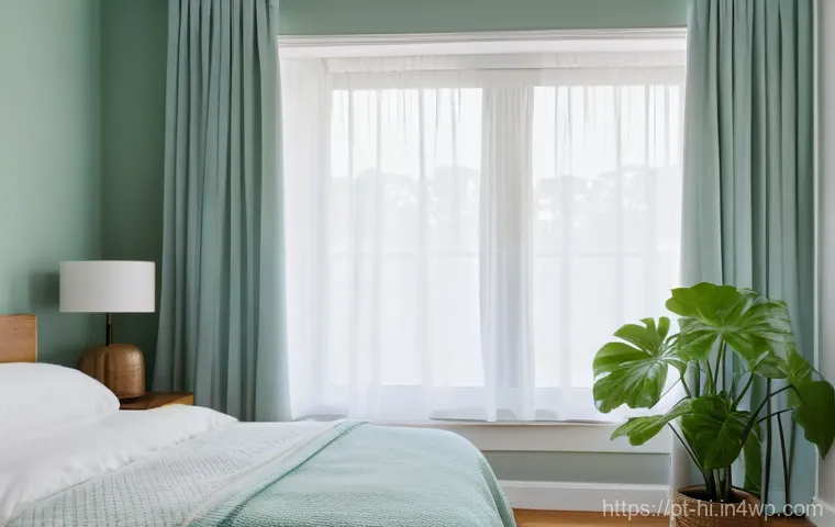 자기 전 루틴 만들기 - **A Serene Bedroom Sanctuary:** A person in comfortable, modest pajamas is gently closing a blackout...